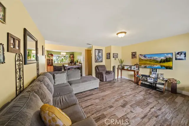 4660 Marathon Place, Riverside, CA 92505 - #3