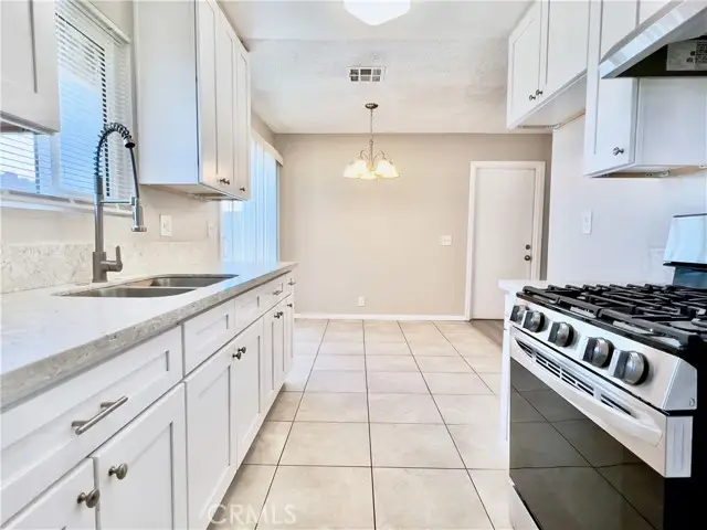16594 Vine, Hesperia, CA 92345 - #3