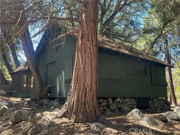 7 Oak Court  #78, Angelus Oaks, CA 92305