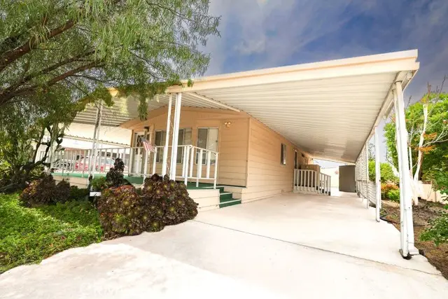 282 La Paloma, San Jacinto, CA 92582 - #2