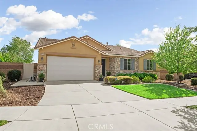 31757 Dove Court, Yucaipa, CA 92399 - #2