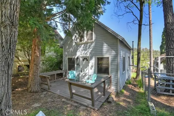 22838 Waters, Crestline, CA 92325