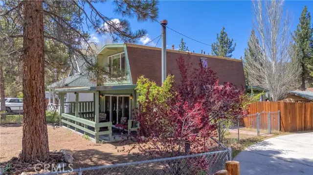 445 Elysian Boulevard, Big Bear City, CA 92314 - #2