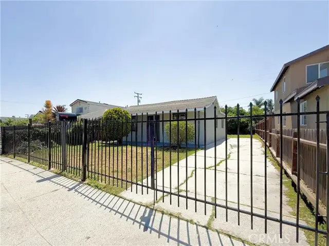 1700 153rd Street, Compton, CA 90220 - #2