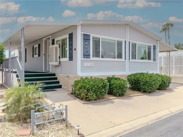 1346 Woodbrook, Corona, CA 92882 - #2