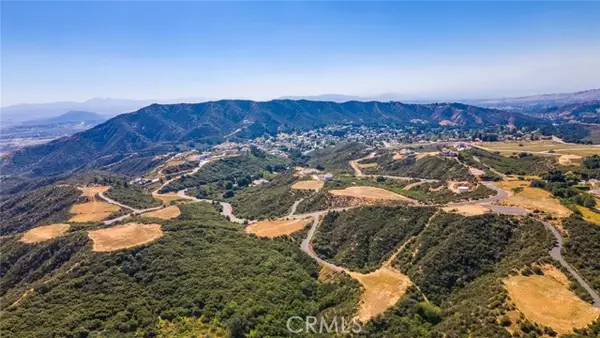 39525 Eastview Court, Yucaipa, CA 92399