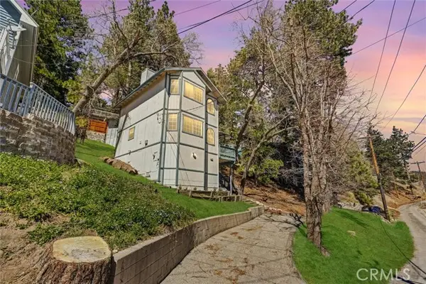 31920 Pine Cone Drive, Running Springs, CA 92382
