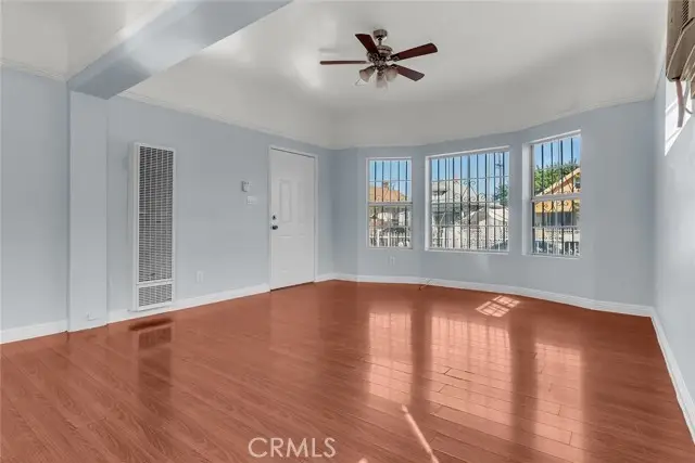 640 E 54th Street, Los Angeles, CA 90011 - #3