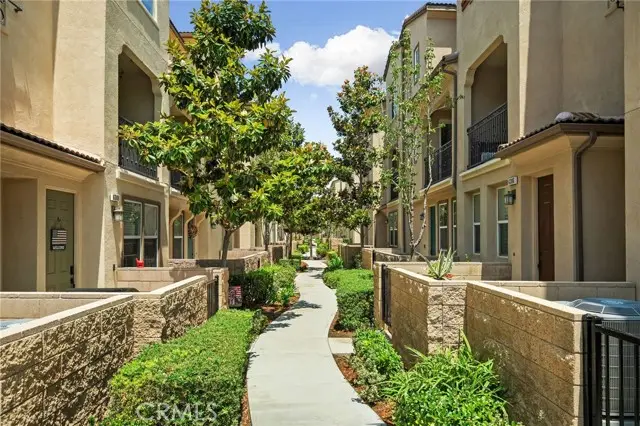 6382 Aquila Way, Mira Loma, CA 91752 - #3