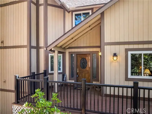 628 Grass Valley Road, Lake Arrowhead, CA 92352 - #3