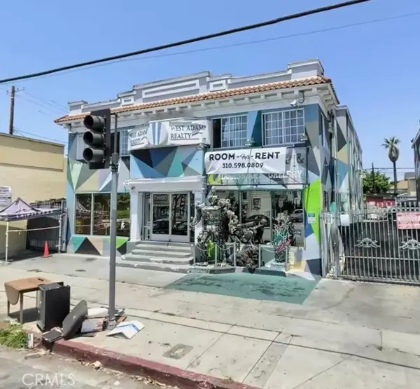 1875 Adams, Los Angeles, CA 90018