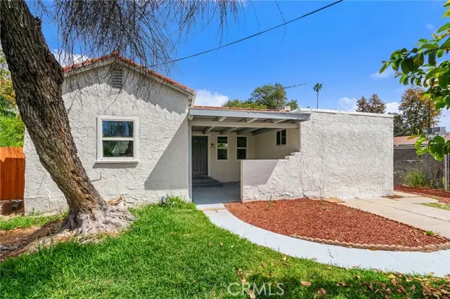 2723 Iris Street, Riverside, CA 92507 - #1