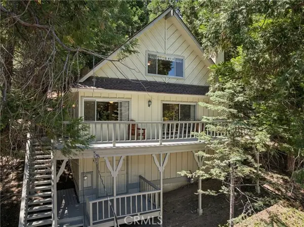 28597 Saginaw Court, Lake Arrowhead, CA 92352