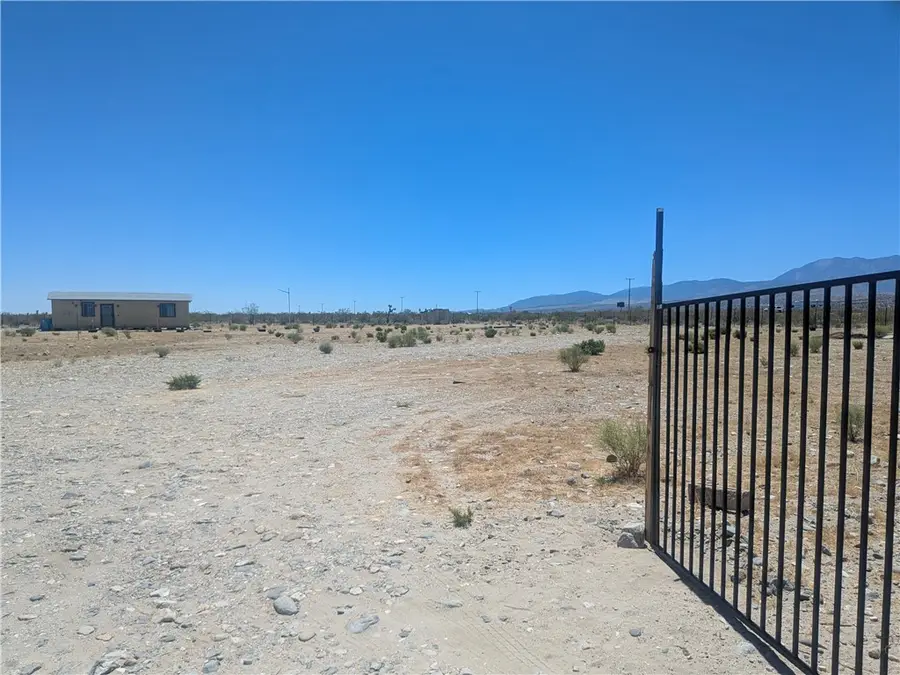 0 VAC Corner Avenue V6/133 Street, Pearblossom, CA 93553 - #2