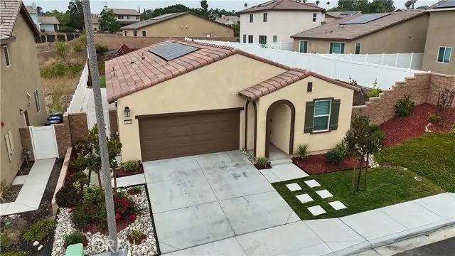 2416 Powell Dr, Rialto, CA 92377 - #2