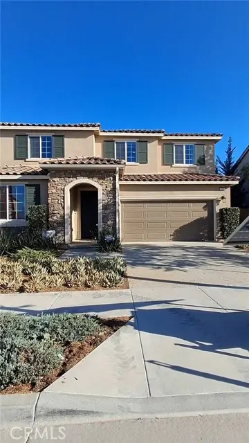 405 Knotgrass Street, Hemet, CA 92543