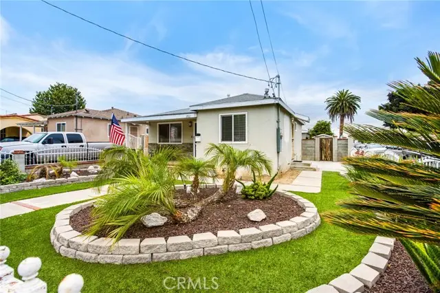 1502 Lakme Avenue, Wilmington, CA 90744 - #3