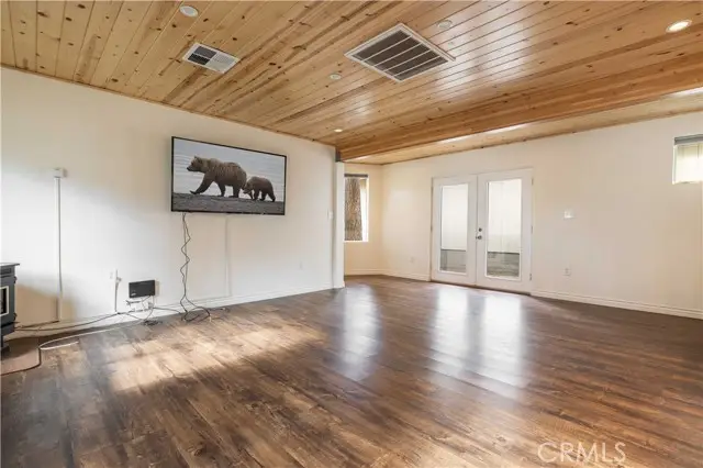 137 Barker, Big Bear City, CA 92314 - #3