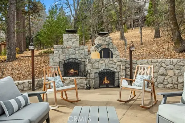 27516 Shore, Lake Arrowhead, CA 92352