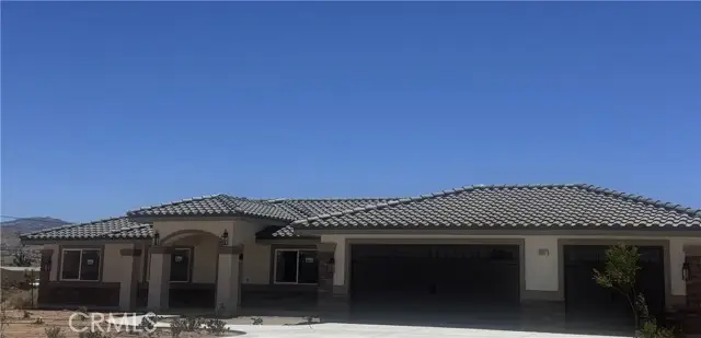 21317 Caribou Road, Apple Valley, CA 92308 - #2