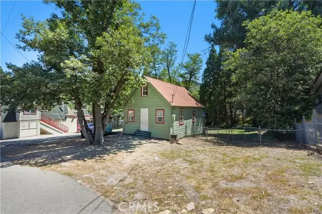 369 Log, Crestline, CA 92325 - #1