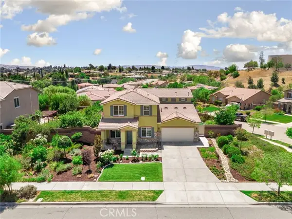 31801 Oak Wood Circle, Yucaipa, CA 92399