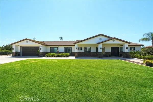 5685 Oak Tree Cir, Riverside, CA 92509