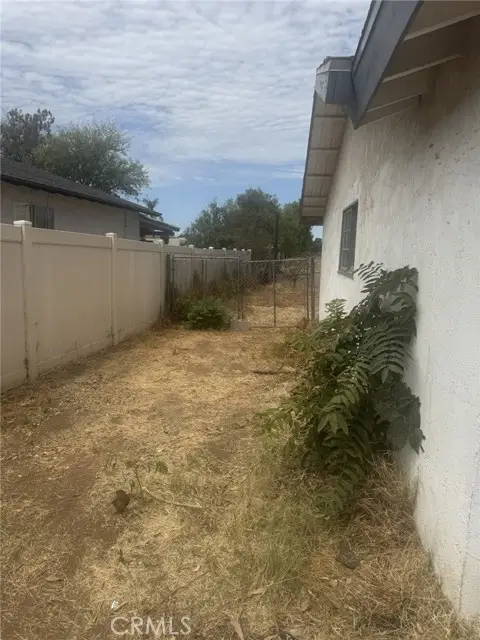 6241 Baker, Riverside, CA 92509 - #3