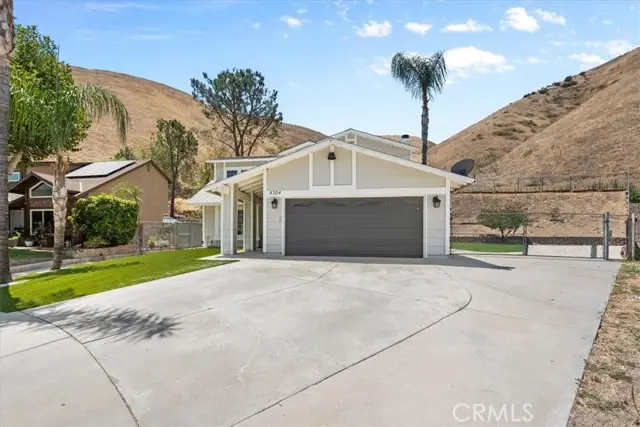 4304 Whitney Dr, San Bernardino, CA 92407 - #2