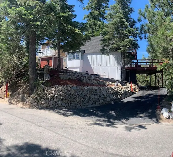 26325 Lake Forest, Twin Peaks, CA 92391