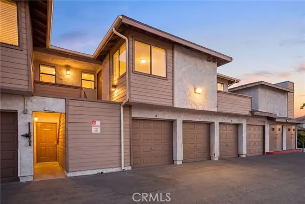 1327 Massachusetts  #205, Riverside, CA 92507