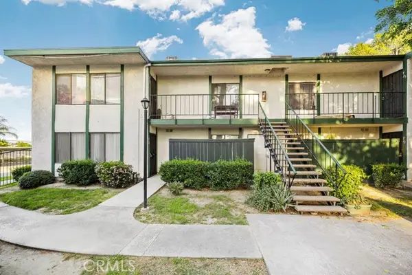 1735 Washington F14  #F14, Colton, CA 92324