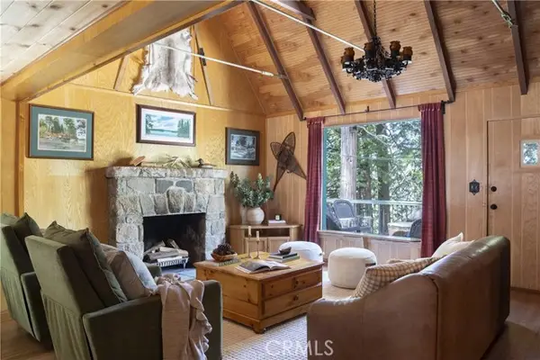 225 Fairview Drive, Lake Arrowhead, CA 92352