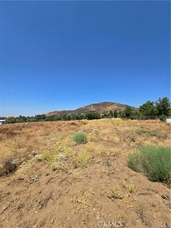 9575 Oak Glen Road, Cherry Valley, CA 92223