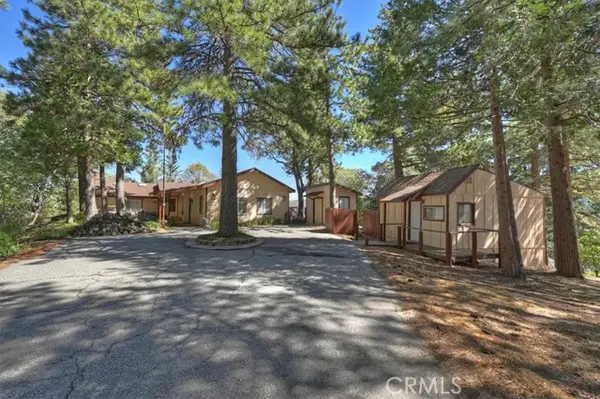 171 Bambi Trail, Crestline, CA 92325