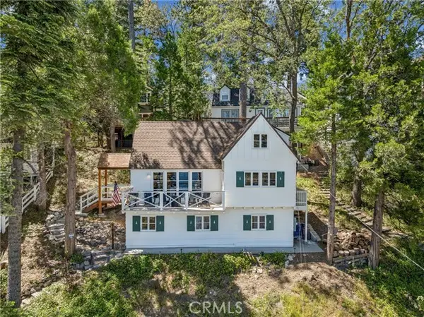 28901 Palisades, Lake Arrowhead, CA 92352