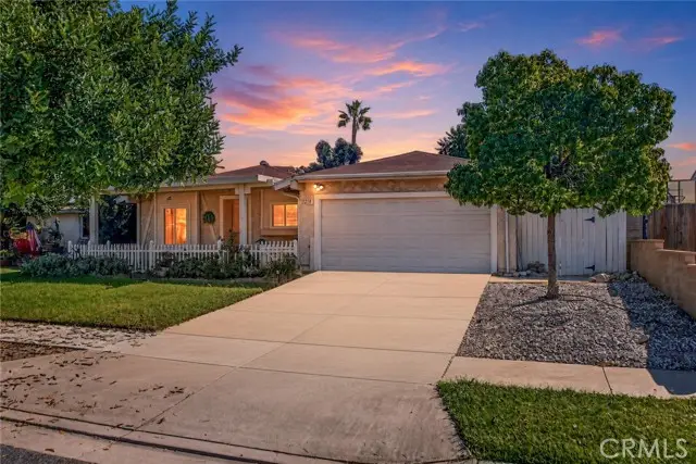 1218 N. Lincoln Street, Redlands, CA 92374 - #1