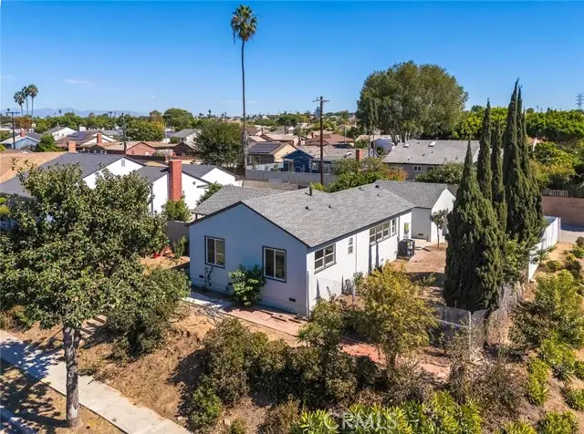 11802 Van Ness Avenue, Hawthorne, CA 90250 - #2