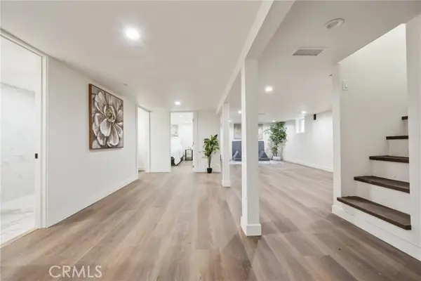 1550 w 70th St, Los Angeles, CA 90047