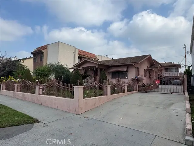 410 Fischer, Glendale, CA 91205 - #3