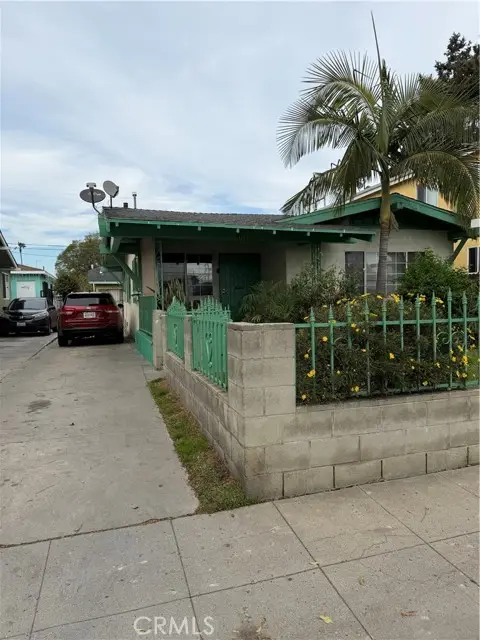 1445 58th, Los Angeles, CA 90062