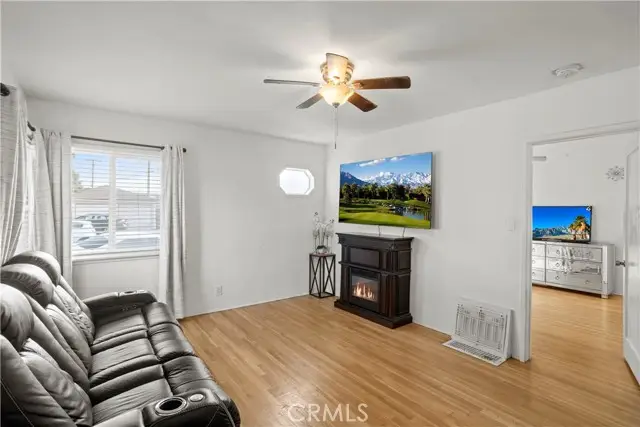 300 Hillsdale, Inglewood, CA 90302 - #2