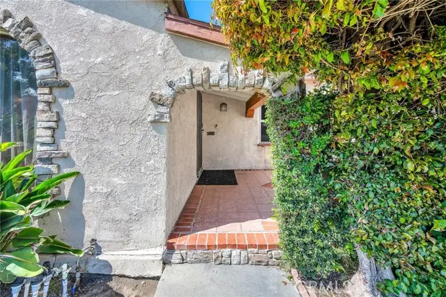 1617 80th Street, Los Angeles, CA 90047 - #1