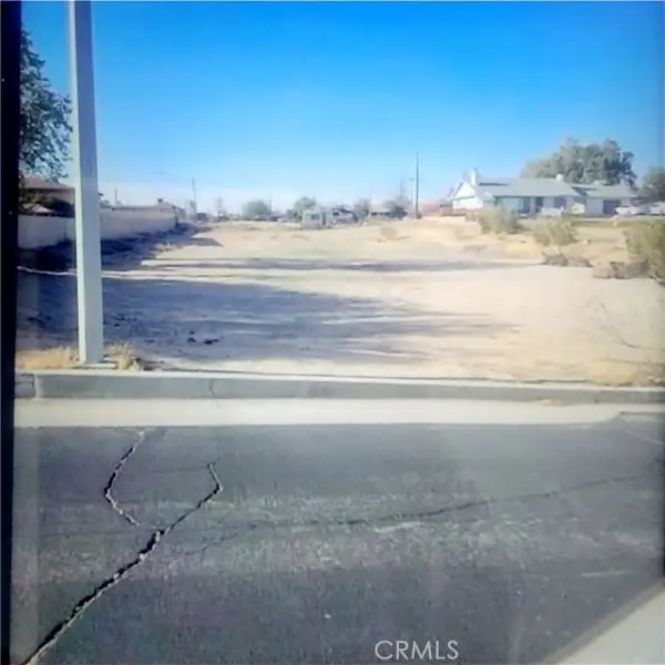 16286 Cabrillo Drive, Victorville, CA 92395