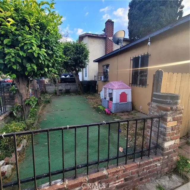 6527 Marlow Avenue, Bell Gardens, CA 90201 - #2