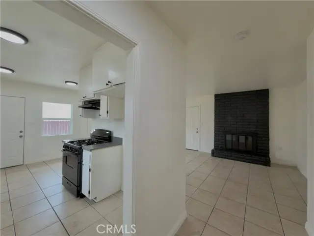 332 Rosewood, Rialto, CA 92376 - #3