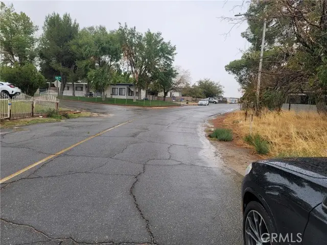 141 Camp Fire, California City, CA 93505 - Image #3