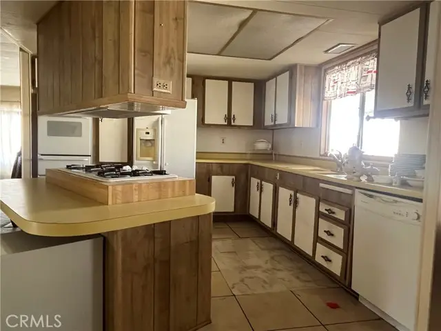 9391 California Avenue  #109, Riverside, CA 92503 - Image #3