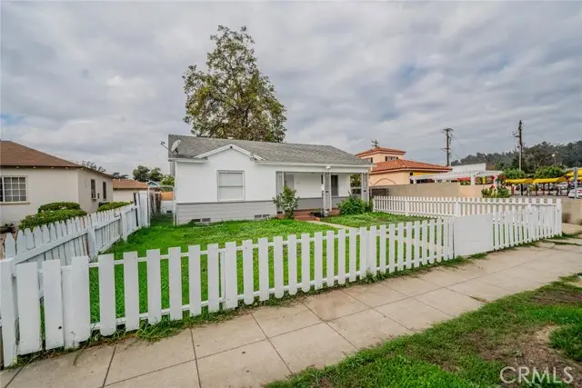 1163 White Avenue, Pomona, CA 91768 - #3