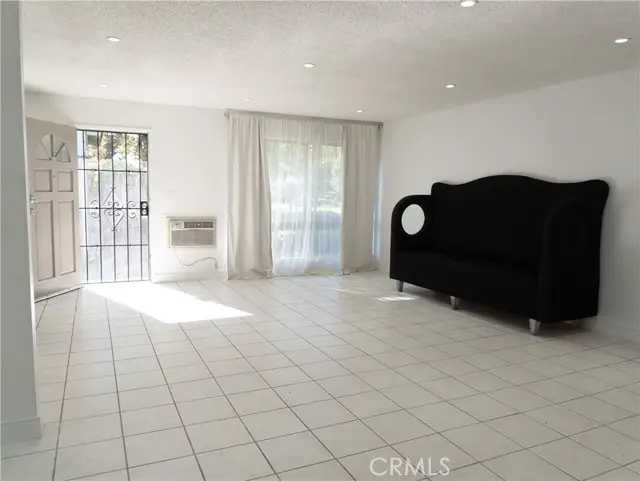 14802 Newport Ave  #2B, Tustin, CA 92780 - #3